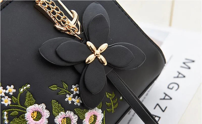 Meadow Bloom Tote