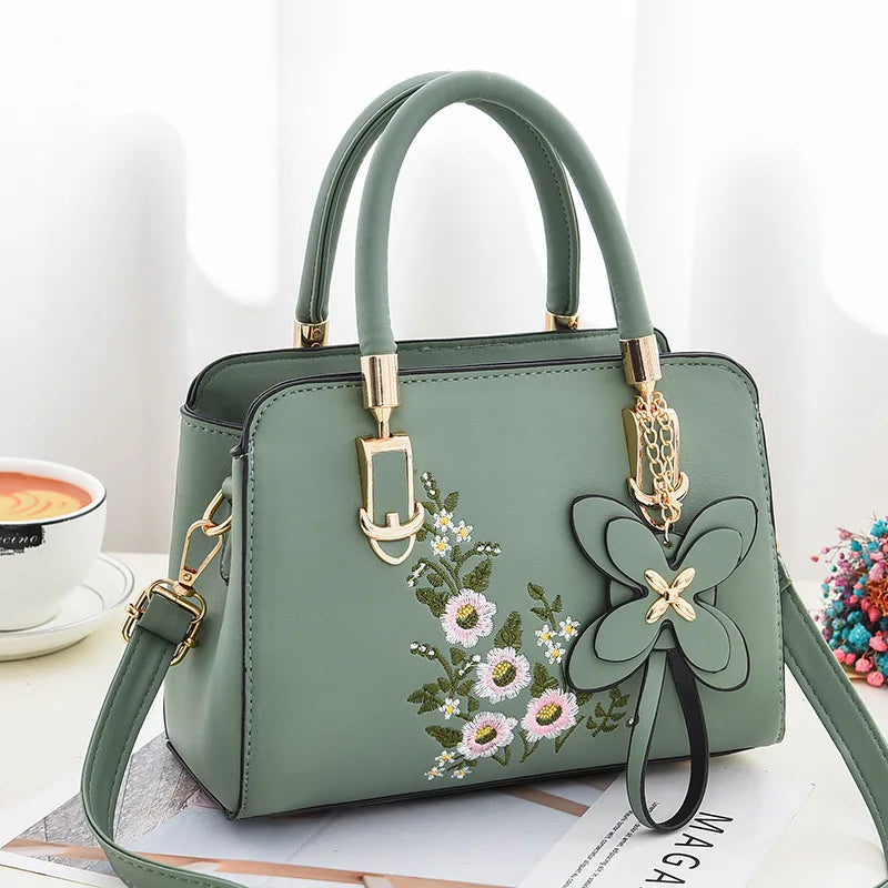 Meadow Bloom Tote
