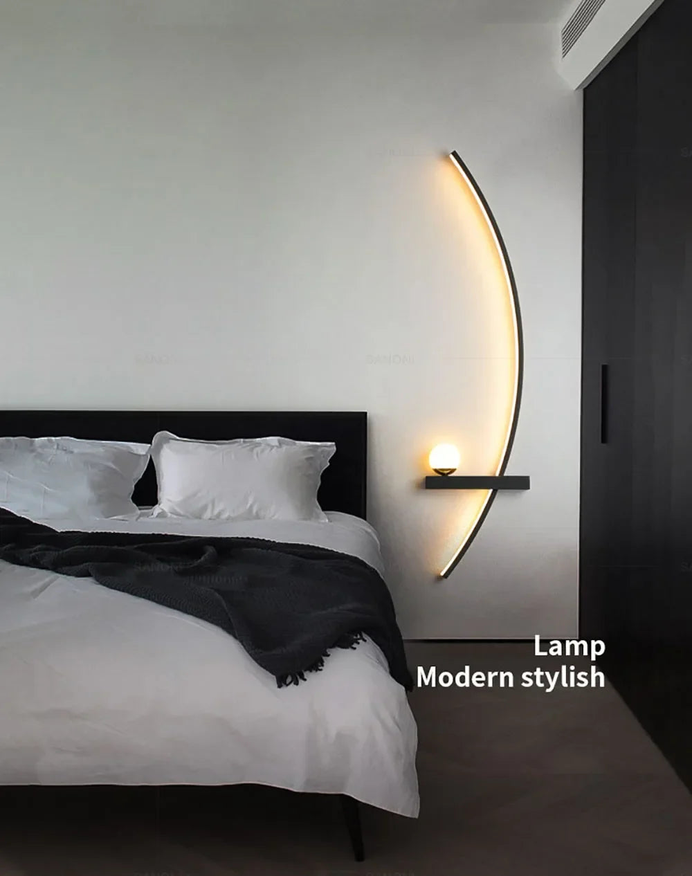 Aeris Modern Wall Light